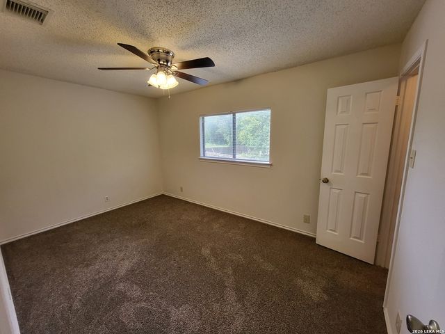 10614 Stonecreek Place, San Antonio, TX 78254