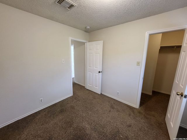 10614 Stonecreek Place, San Antonio, TX 78254