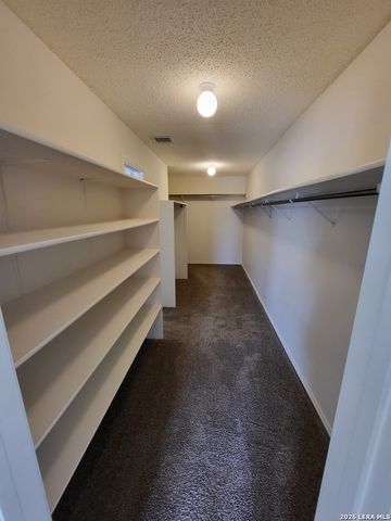 10614 Stonecreek Place, San Antonio, TX 78254