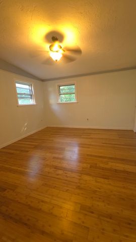 23 Mcdevitt Rd, Randolph, MA 02368