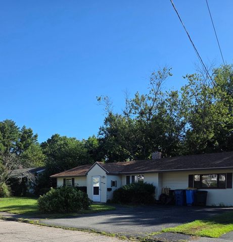 23 Mcdevitt Rd, Randolph, MA 02368