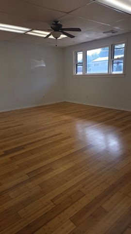 23 Mcdevitt Rd, Randolph, MA 02368