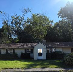 23 Mcdevitt Rd, Randolph, MA 02368