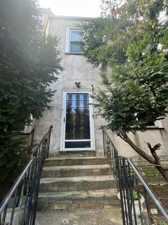2 Howell Pl 4, Newark City, NJ 07106 — photo 2