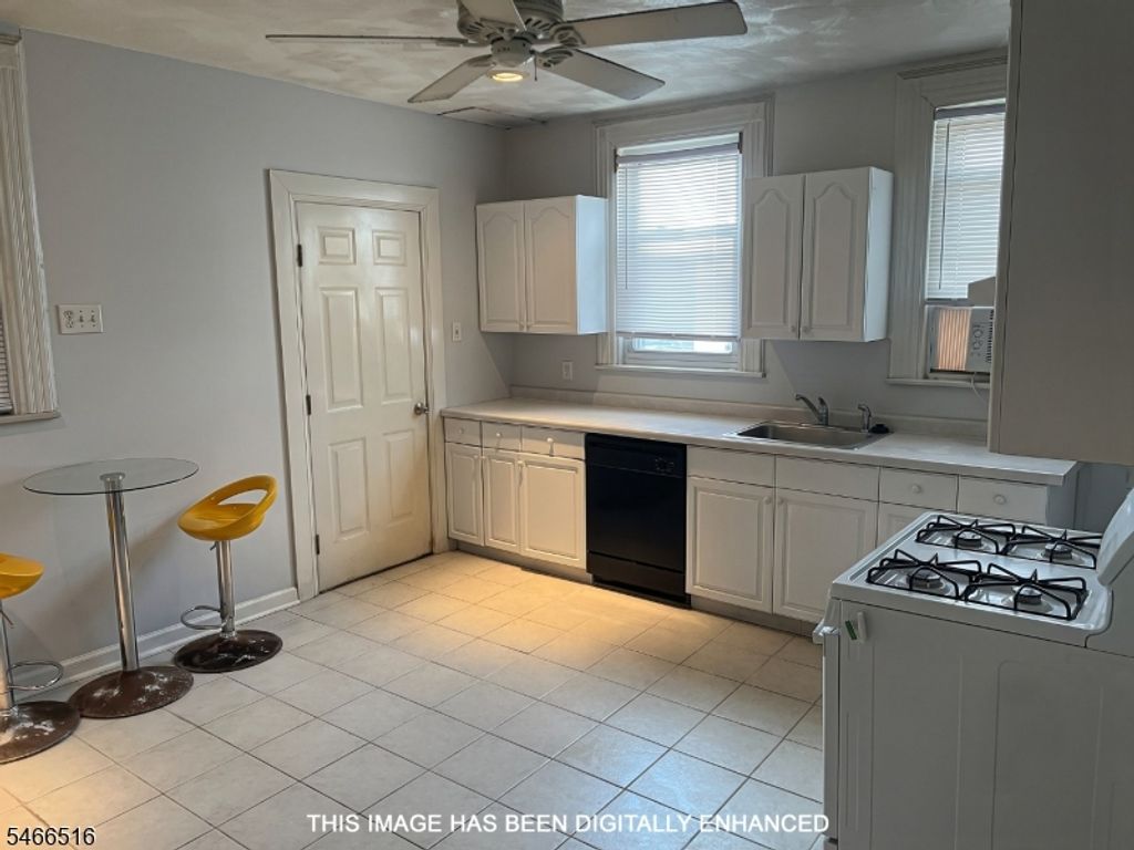 2 Howell Pl 4, Newark City, NJ 07106 — photo 5