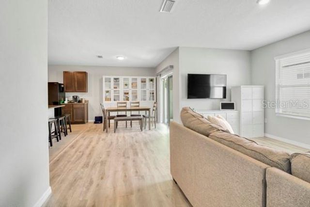 10213 GOLDEN LIGHT COURT, Riverview, FL 33578