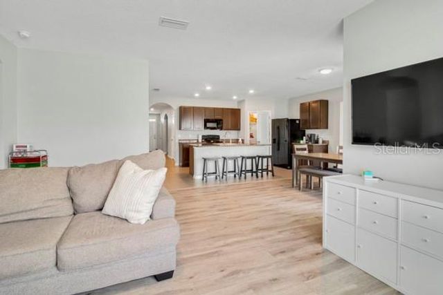 10213 GOLDEN LIGHT COURT, Riverview, FL 33578