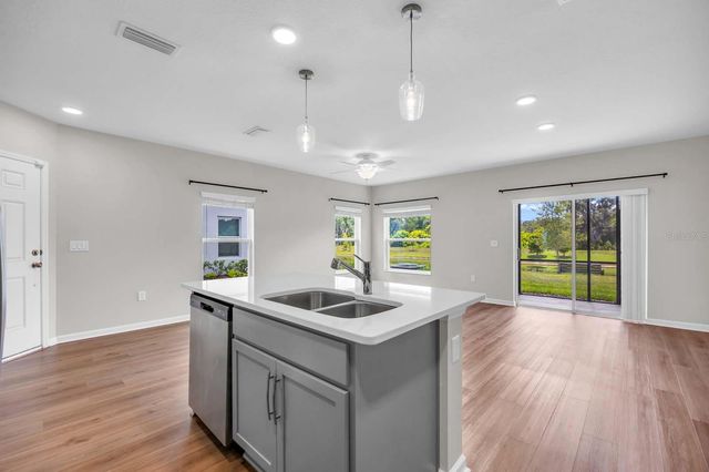 4394 CAMPSITE LOOP, Orlando, FL 32824