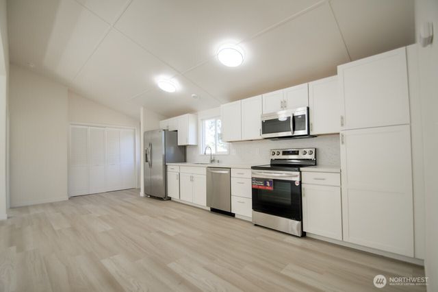 8933 Figberry Court SE, Yelm, WA 98597