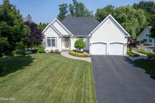 4 Sawyer Place, Cohoes, NY 12047