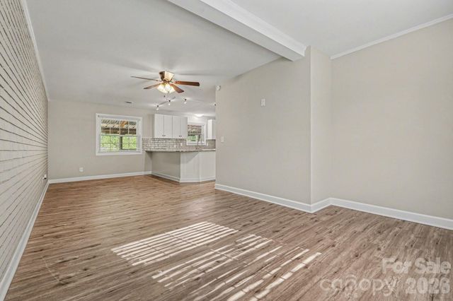 2330 18th Street NE, Hickory, NC 28601