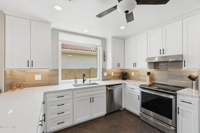 38187 S Silverwood Drive, Tucson, AZ 85739