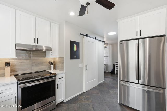 38187 S Silverwood Drive, Tucson, AZ 85739