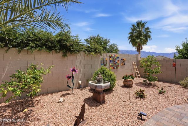 38187 S Silverwood Drive, Tucson, AZ 85739