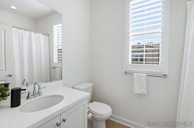 27740 Heritage Lane, Valley Center, CA 92082