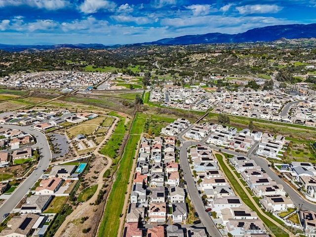 27740 Heritage Lane, Valley Center, CA 92082