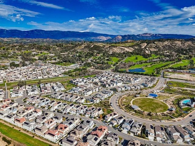 27740 Heritage Lane, Valley Center, CA 92082