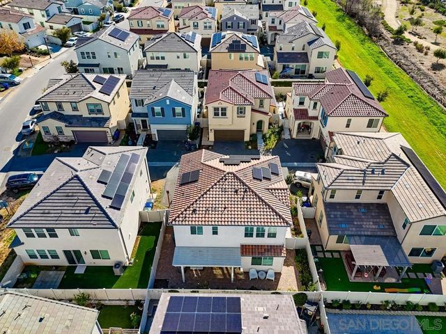 27740 Heritage Lane, Valley Center, CA 92082