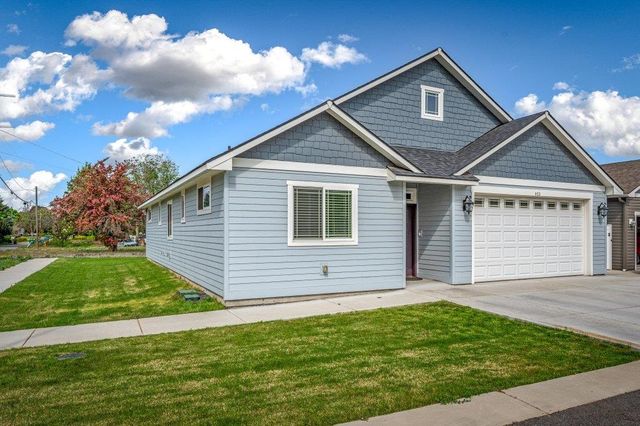 403 N Calvin Ln, Spokane Valley, WA 99216