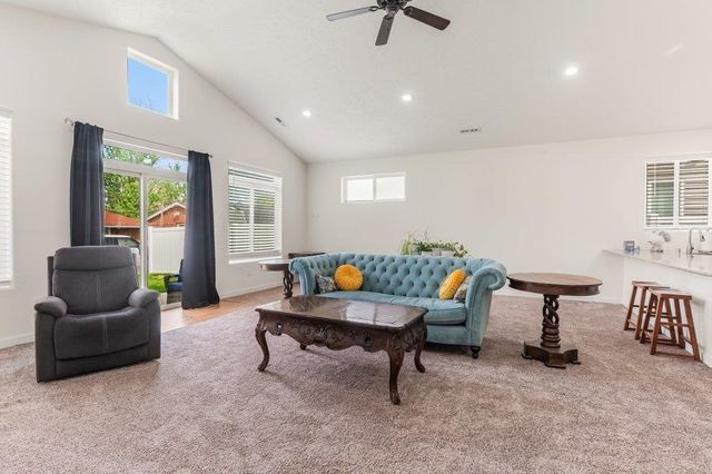 403 N Calvin Ln, Spokane Valley, WA 99216