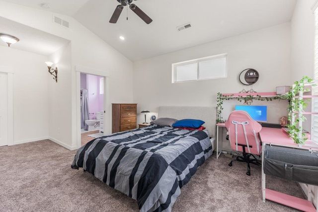 403 N Calvin Ln, Spokane Valley, WA 99216