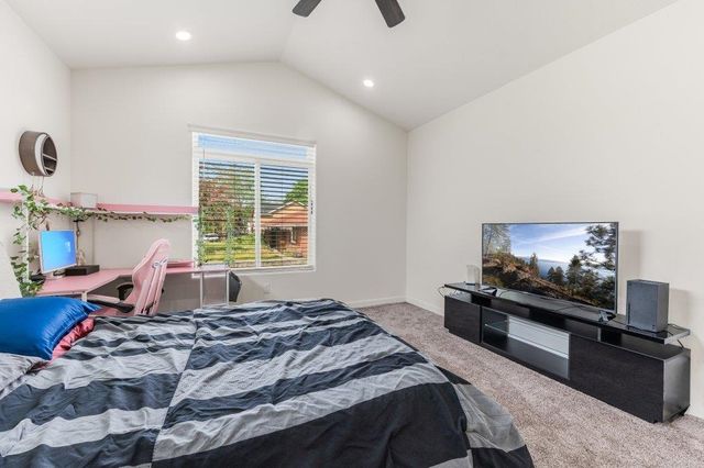 403 N Calvin Ln, Spokane Valley, WA 99216