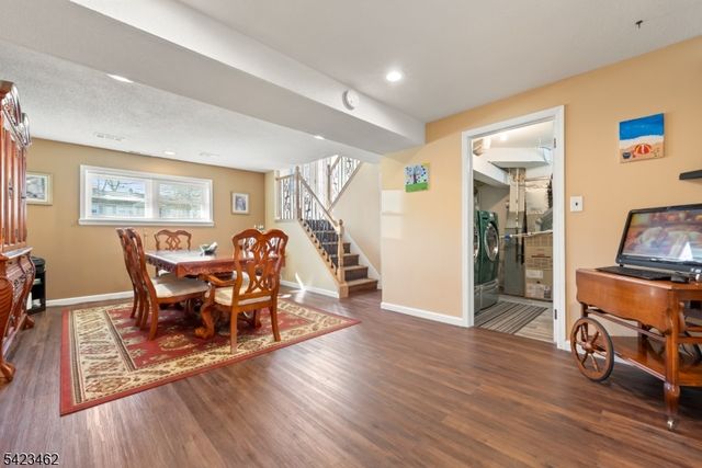 1328 Yurgel Dr, South Plainfield Boro, NJ 07080