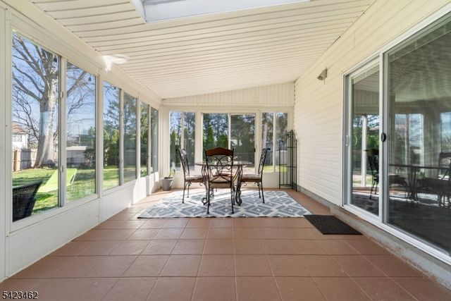 1328 Yurgel Dr, South Plainfield Boro, NJ 07080