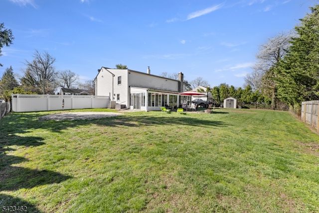 1328 Yurgel Dr, South Plainfield Boro, NJ 07080