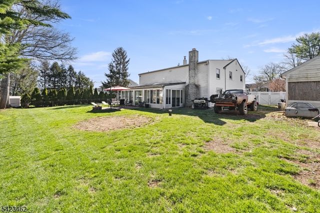 1328 Yurgel Dr, South Plainfield Boro, NJ 07080