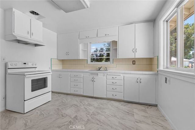 4640 Cover, Riverside, CA 92506