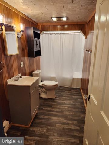 117 W PIEDMONT STREET, Keyser, WV 26726