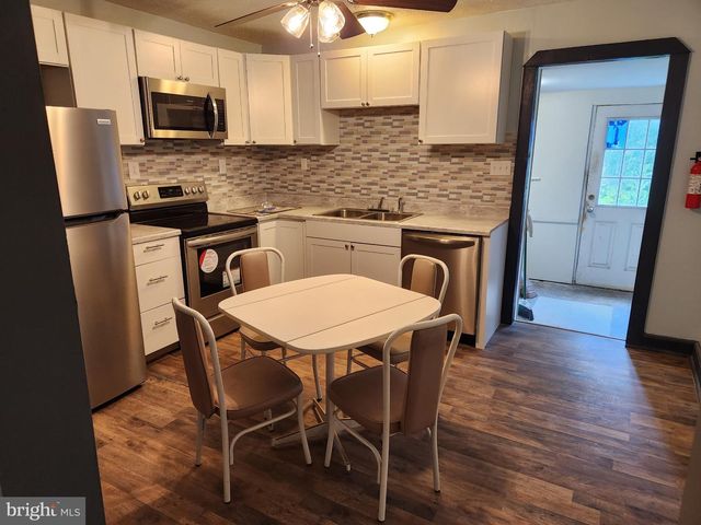 117 W PIEDMONT STREET, Keyser, WV 26726