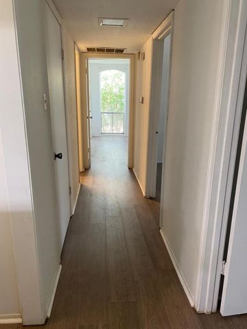 4649 Wild Indigo Street Street 337, Houston, TX 77027