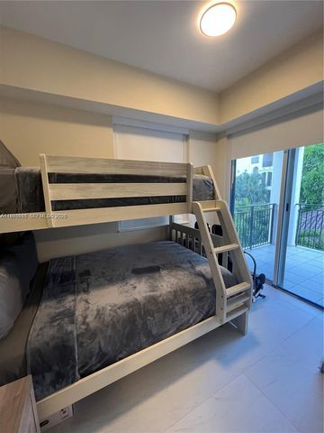 3900 Island Blvd B308, Aventura, FL 33160