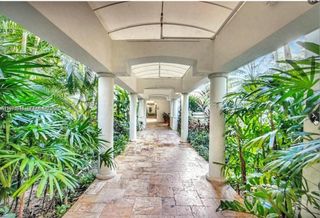 3900 Island Blvd B308, Aventura, FL 33160