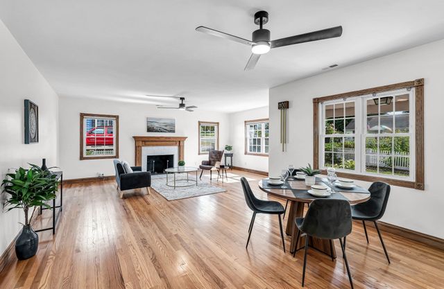 115 Saint James Ave, Chicopee, MA 01020