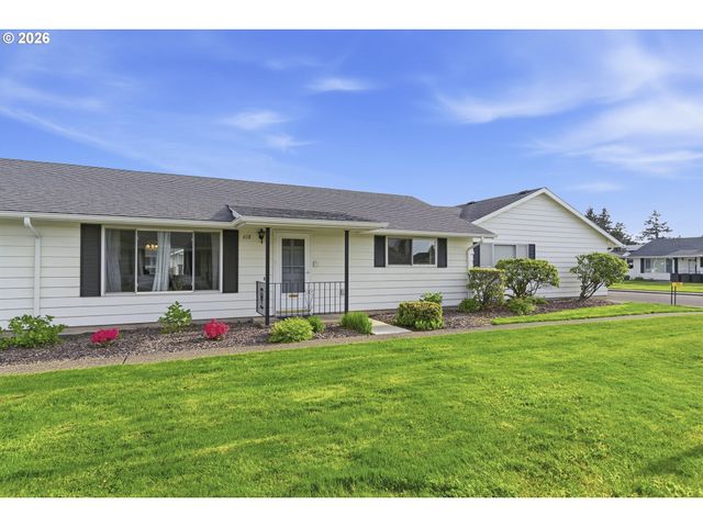 618 Ne FLEMING Ave, Gresham, OR 97030