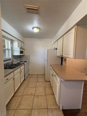 2845 MAGDALINA AVENUE 4, Punta Gorda, FL 33950