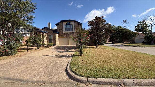 1429 Beckwith Drive, Arlington, TX 76018