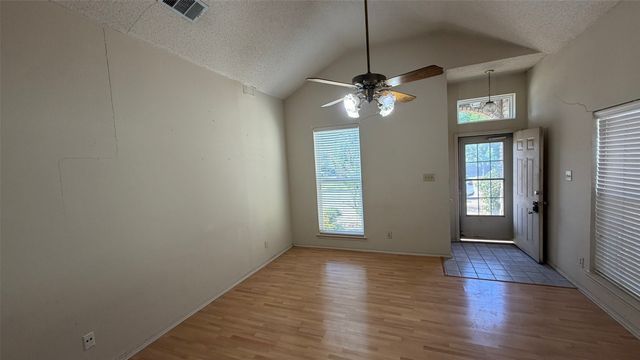 1429 Beckwith Drive, Arlington, TX 76018