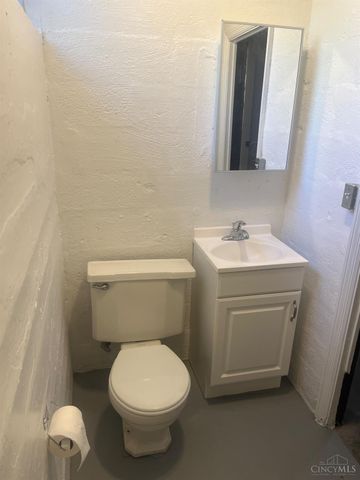 1756 Carll Street, Cincinnati, OH 45225