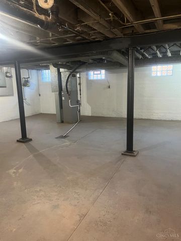 1756 Carll Street, Cincinnati, OH 45225