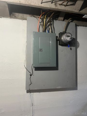 1756 Carll Street, Cincinnati, OH 45225