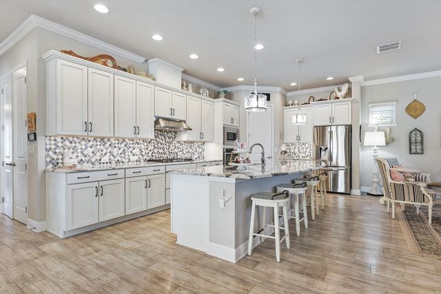 13939 SWALLOW HILL DRIVE, Lithia, FL 33547