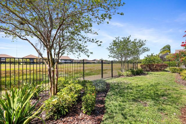 13939 SWALLOW HILL DRIVE, Lithia, FL 33547