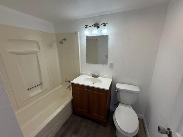 1170 Orange Avenue, Redding, CA 96001