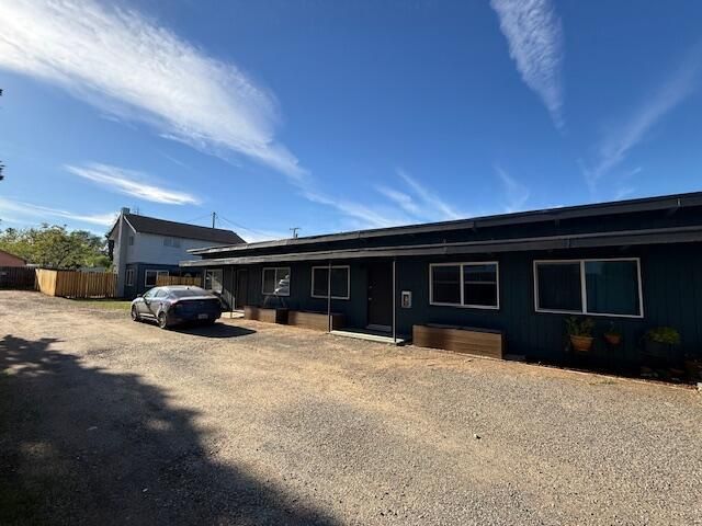 1170 Orange Avenue, Redding, CA 96001