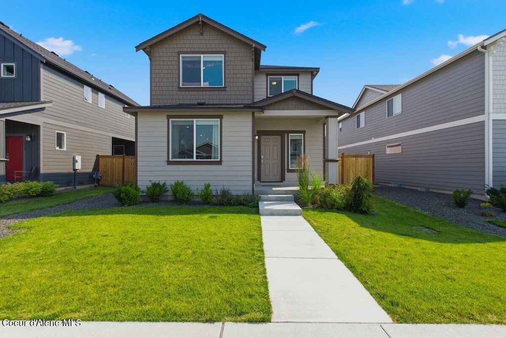 318 E Viceroy AVE, Hayden, ID 83835 photo 3