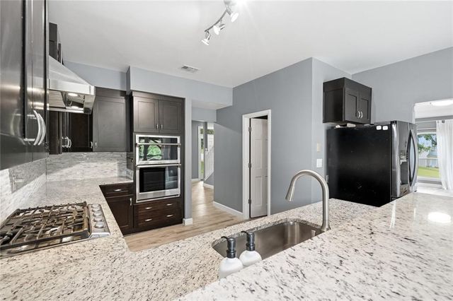 500 Willow Lookout, Alpharetta, GA 30022